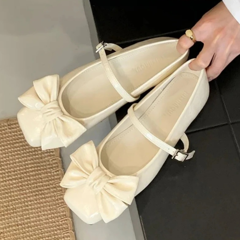 Women Shoes Brand - Sepatu Pumps Wanita Desain Pita Lucu