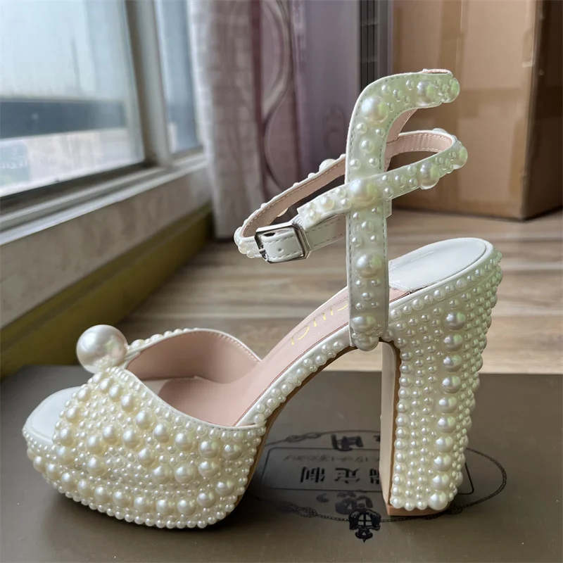 Women Shoes Luxury Brand - Sepatu Wanita Merek Mewah Sandal Hak