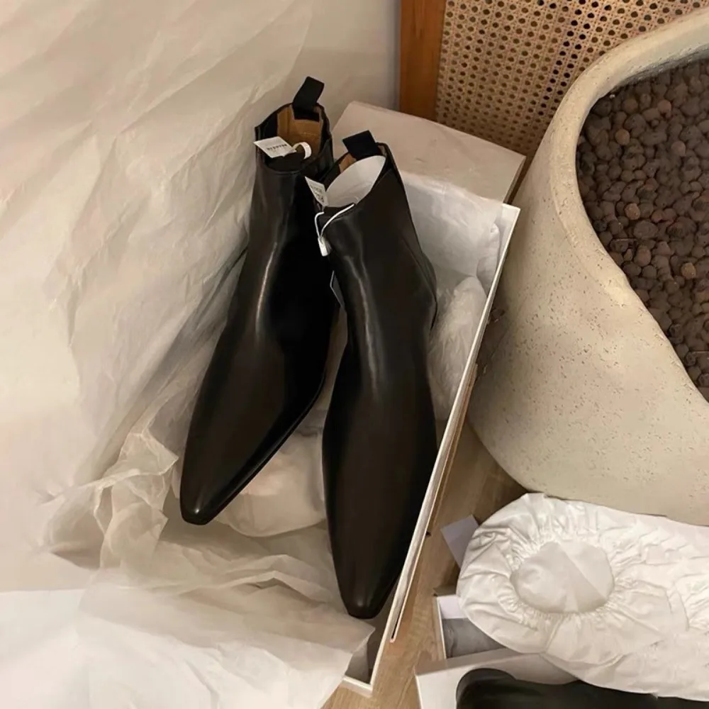 Sepatu Bot Pendek Wanita Mewah - Women Shoes Luxury Brand ulasan dan harga