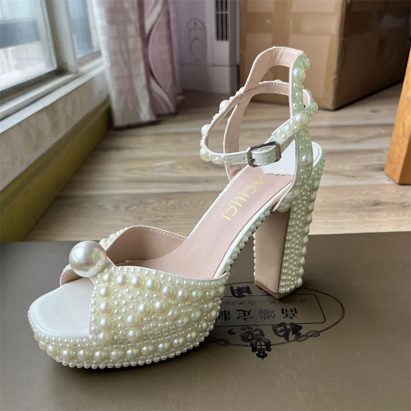Sepatu Wanita Merek Mewah Sand - Women Shoes Luxury Brand ulasan dan harga